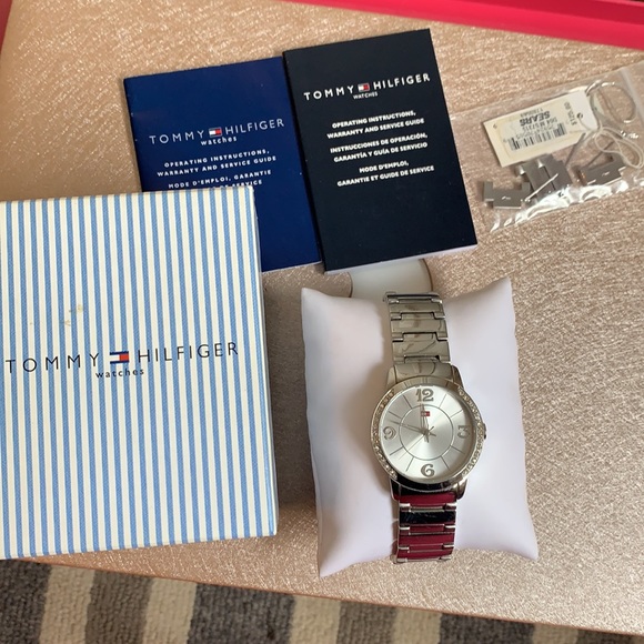 Tommy Hilfiger Watch - Picture 4 of 4